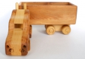 машинка трейлер - деревнянная игрушка