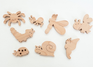 игрушки  из  дерева  бука в  форме  насекомых