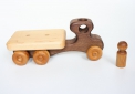 деревянная машинка для малышей